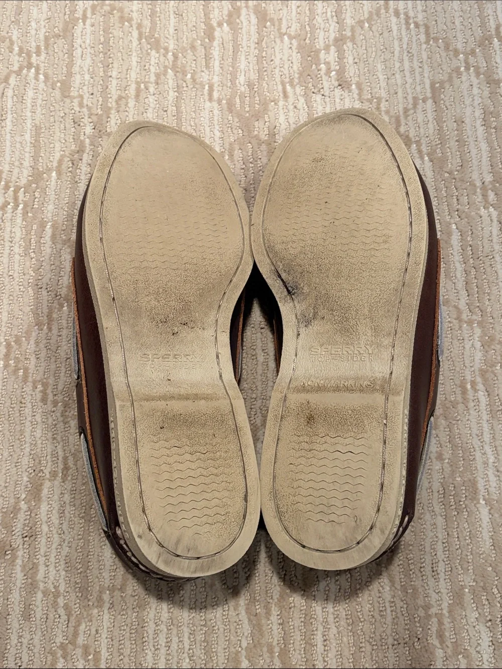 Sperry classic slip